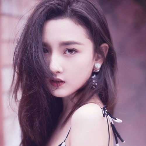 不愧是95后第一颜霸既能是港风少女,又完美消化了法式浪漫