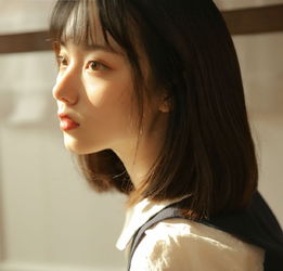 美女欣赏校园美少女冷艳可人私房可爱呆萌写真