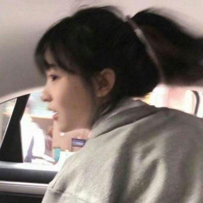 暖系微笑女生头像暖心阳光女生图片