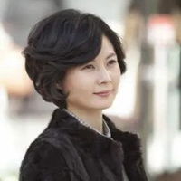 50岁风韵女人图片五十岁左右风韵气质女人图片