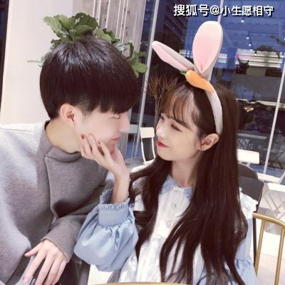 女孩子确认爱上你,就会对你做这3件事,尤其第三件事