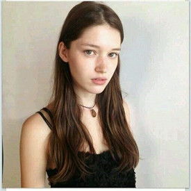 适合女生头像图片长脸