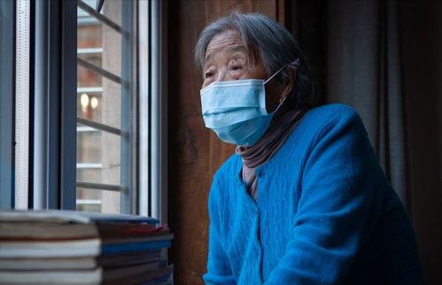 69岁老太太我想把百万元分给一对儿女,他们让我留着养老