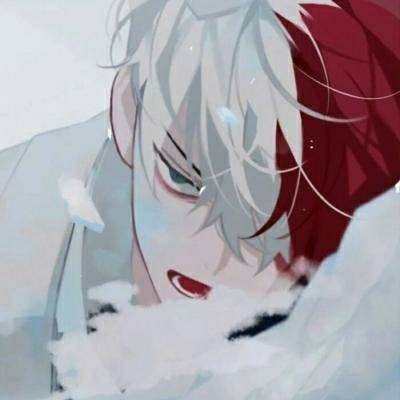 女生头像可爱二次元动画冷酷