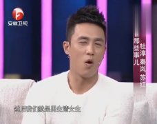 杜淳12岁就带女生去录像厅,里面又很黑,两人坐的还是情侣座椅