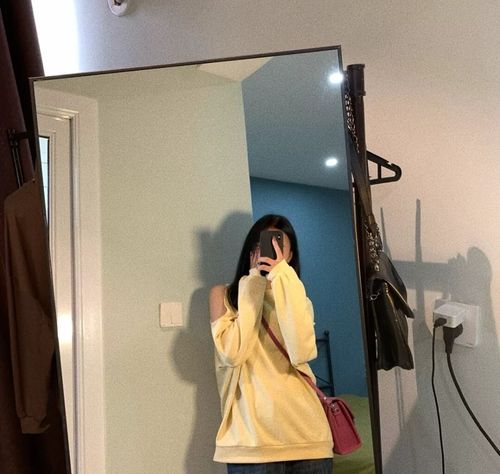 ins不露脸女生头像