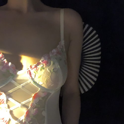 有没有比较仙气的女生头像