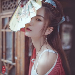 古装妖媚眼神侠客情美女