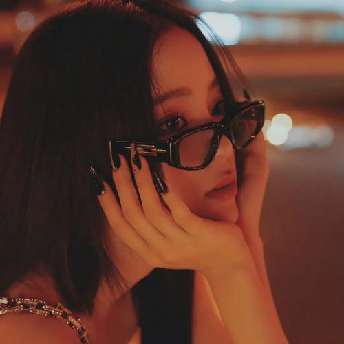 个性好看的女生头像发色好好看