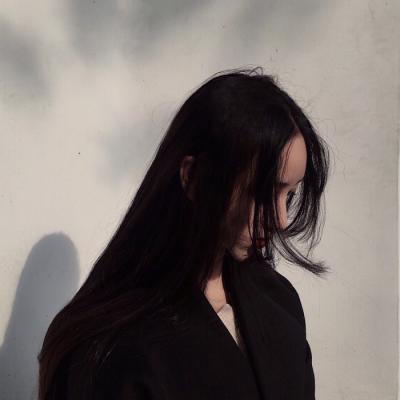 唯美高清女生头像伤感孤独时间背着我悄悄捏碎从前