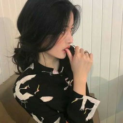 qq头像女生姐妹头像一对两张我不放心把你交给任何人