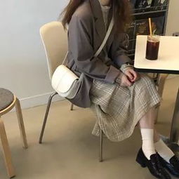 小个子女生驾驭不了欧美风不如学学这几个韩国时尚博主吧