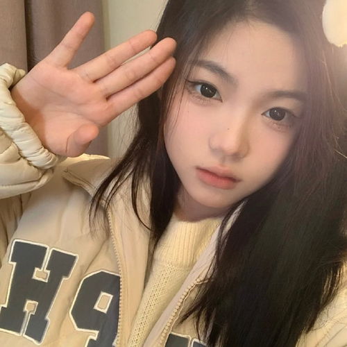 精选优质温柔小众女生头像13