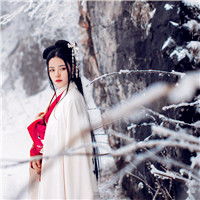 初雪唯美古风汉服女生头像,下雪为主题太美丽了