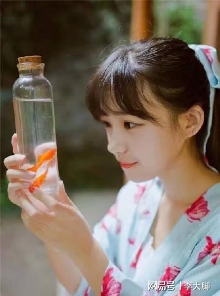 史上最傻,总是在恋爱里倒贴的星座