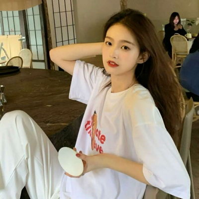女生头像有阳光的真人好看