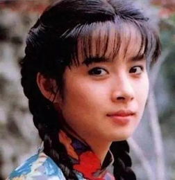 电视剧青青呵边草女主角