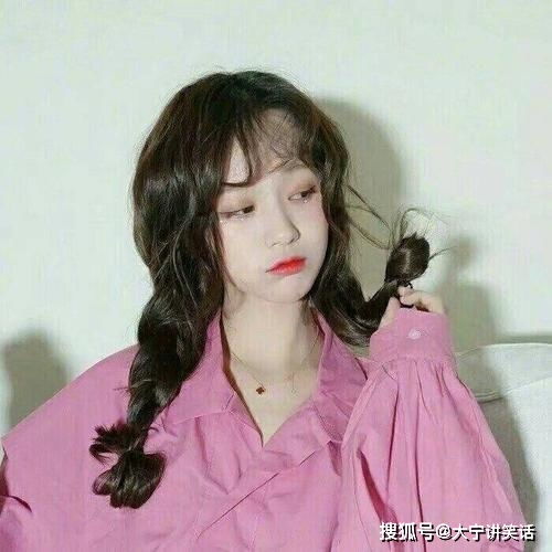 搞笑gif狗子都一家三口,没想到自己还是单身状态