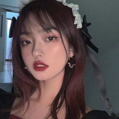 爱辽绝美女生头像拿去吧你