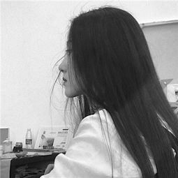 黑白头像2018女生超拽霸气御姐图片精选因为看清所以看轻