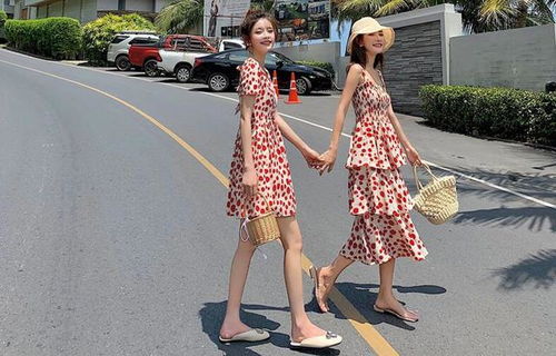 8款海边旅游的闺蜜装,去海边这么穿,回头率爆表