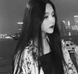 渣女频繁回复你这4字消息,只是在玩你,你还当真了