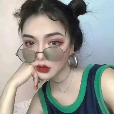 ins绿色女生头像
