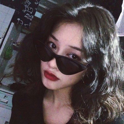 qq头像女生超拽霸气轻狂社会网图女生头像