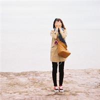 qq头像上半身浅色女生头像女生
