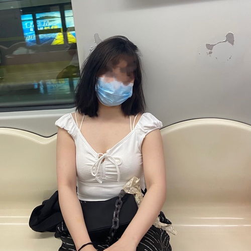 更新了一些i夏女孩吊带狂魔的一些穿搭16358分不清自己是梨...