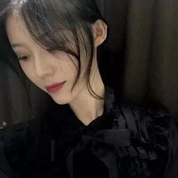 女生个性霸气带刀头像