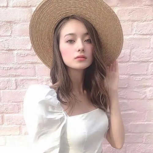 德国日本混血小美女,日本时尚界的新宠儿