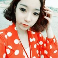 有没有女生头发比较短的女生头像我要阿宝色的
