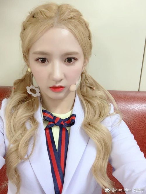 硬糖少女染白发,赵粤郑乃馨惊艳,看到陈卓璇你才是门面担当