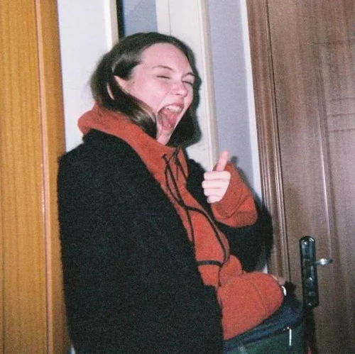 sofiasteinberg冷酷厌世脸,酷不止于表面