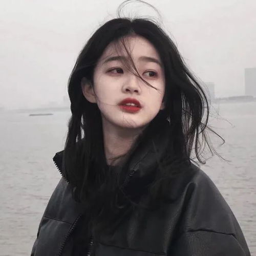 15岁女生头像素颜杨丽萍