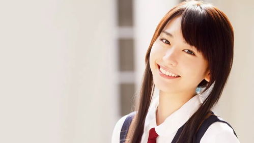 据说这是近年最有名的新生代女优男生都爱新垣结衣,但女生都想成为她