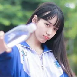组图丨穿着校服的少女