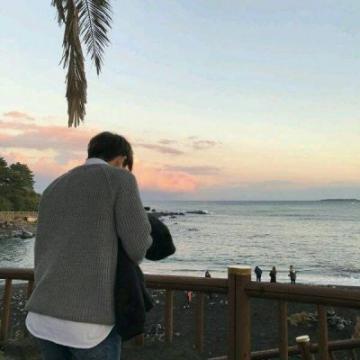 微信男生背影头像超拽有个性最后我们都各自走向了哪里