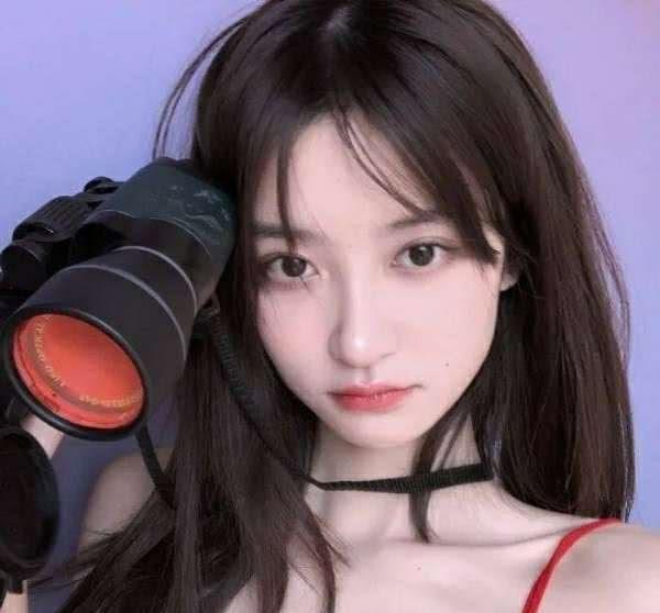 全网超火绝世而独立女生头像唯美