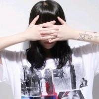 挡脸女生头像高清微信头像图片大全