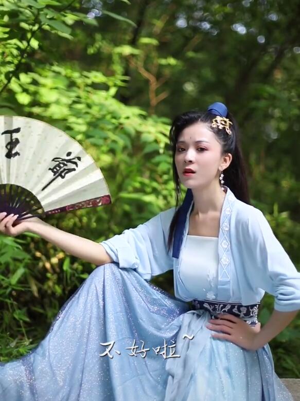 抖音御儿古风第一红人抖音御儿真实姓名微博生活照写真图片