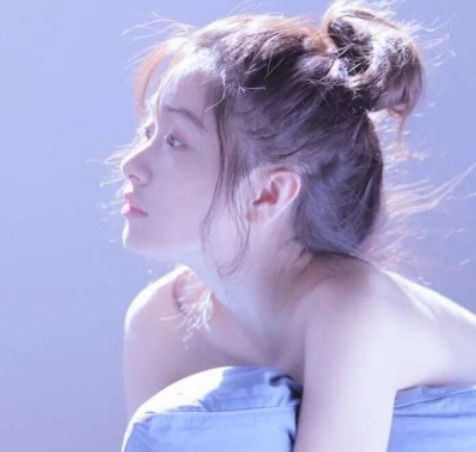 一个女人是不是好追,如此做,心中就有数了
