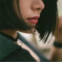 qq头像女生不露脸图简单好看的美女
