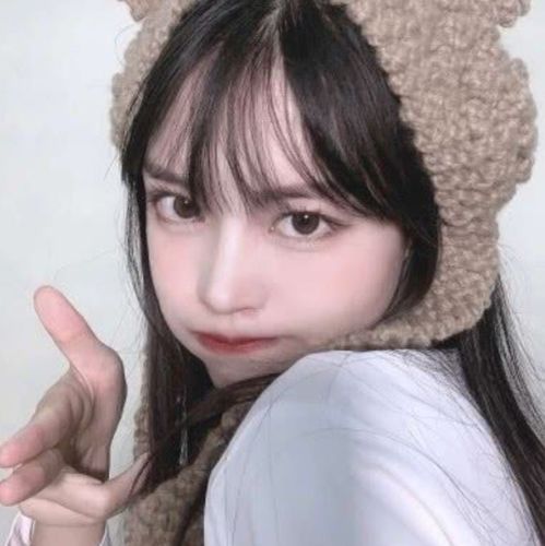 脸上有3缺点的女孩子,长大会逆袭,颜值越来越美哟