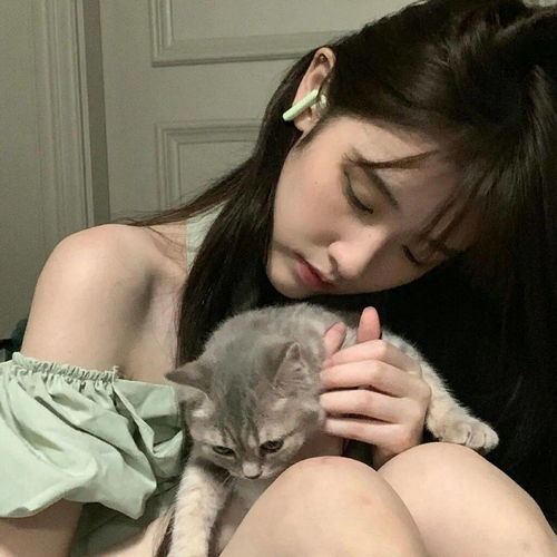 女生头像模糊氛围