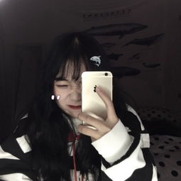 默默守护的女生伤感头像