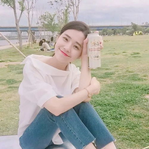 女生头像丨为什么伤害隔着那么远都能做到而安慰却必须在身旁