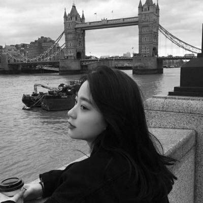 真人侧脸头像女长发侧脸回眸长发女头像图片