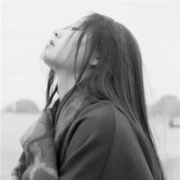 不快乐的女孩